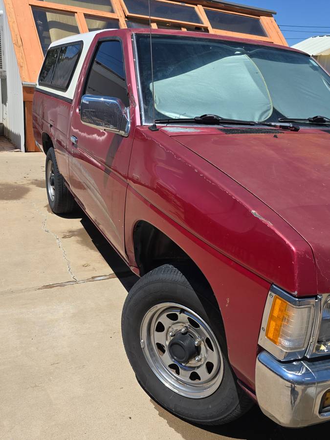Nissan-hardbody-pickup-1994-red-3