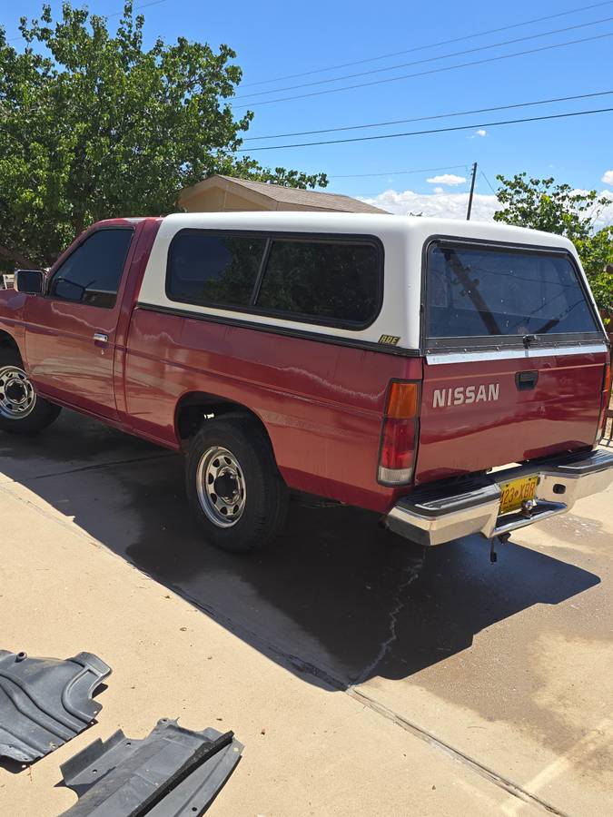 Nissan-hardbody-pickup-1994-red-4