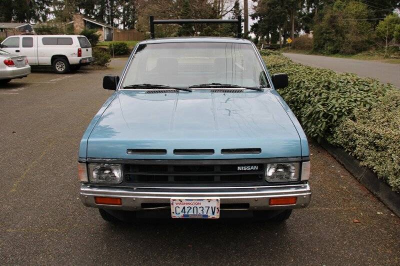 Nissan-other-pickups-1989-blue-7