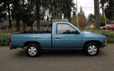 Nissan-other-pickups-1989-blue-9