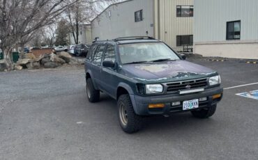 Nissan-pathfinder-1995-green-2