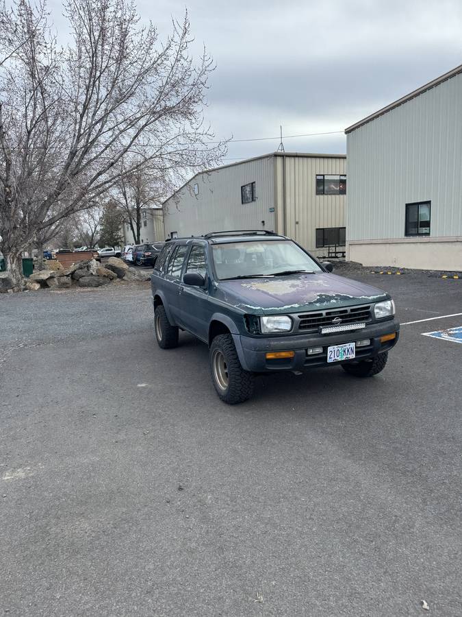 Nissan-pathfinder-1995-green-2