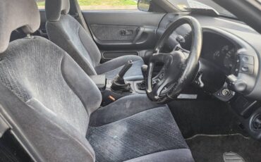 Nissan-skyline-1991-black-17