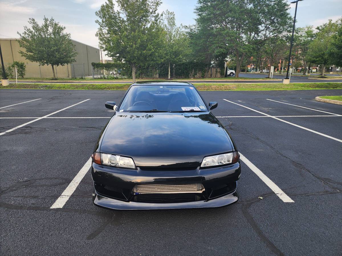 Nissan-skyline-1991-black-20