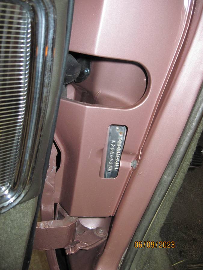 Olds-starfire-1962-custom-16