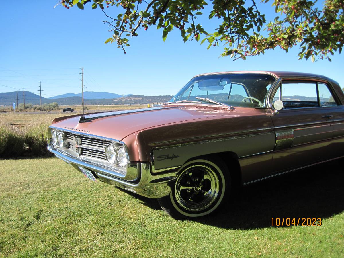 Olds-starfire-1962-custom-17