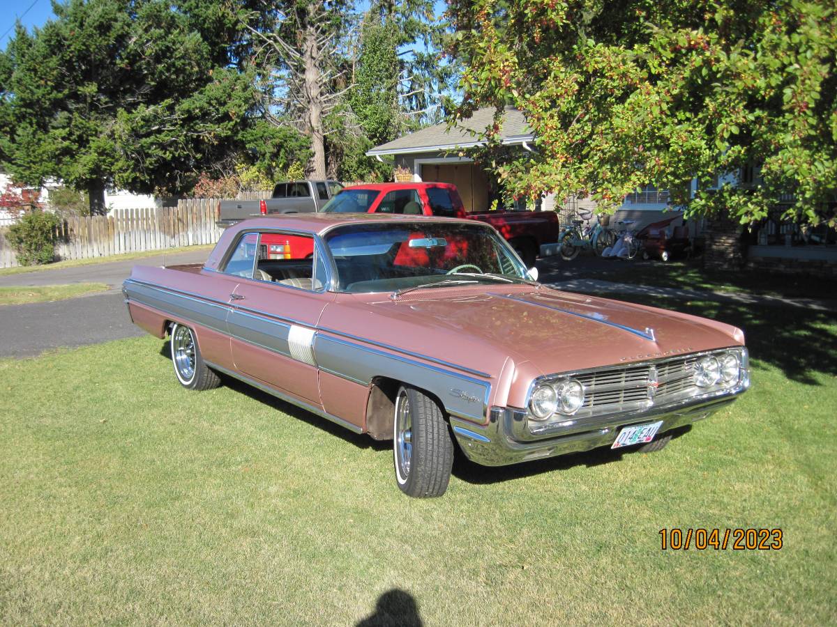 Olds-starfire-1962-custom-18