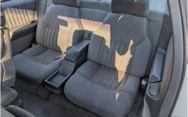 Oldsmobile-2-dr-sedan-1988-silver-gray-30
