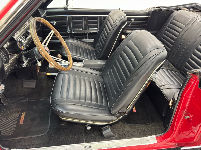 Oldsmobile-442-1967-Spanish-Red-Black-45