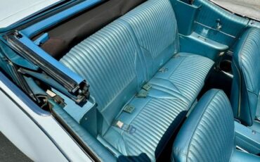Oldsmobile-442-1968-Provincial-WhiteBla-Blue-11