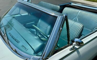 Oldsmobile-442-1968-Provincial-WhiteBla-Blue-16