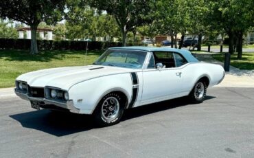 Oldsmobile-442-1968-Provincial-WhiteBla-Blue-17