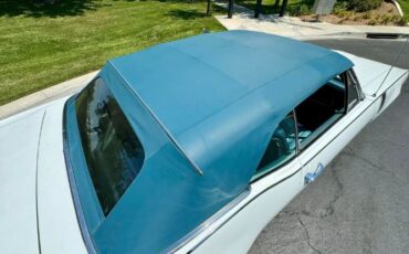 Oldsmobile-442-1968-Provincial-WhiteBla-Blue-32
