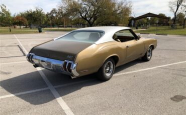 Oldsmobile-442-1970-Gold-Gold-2