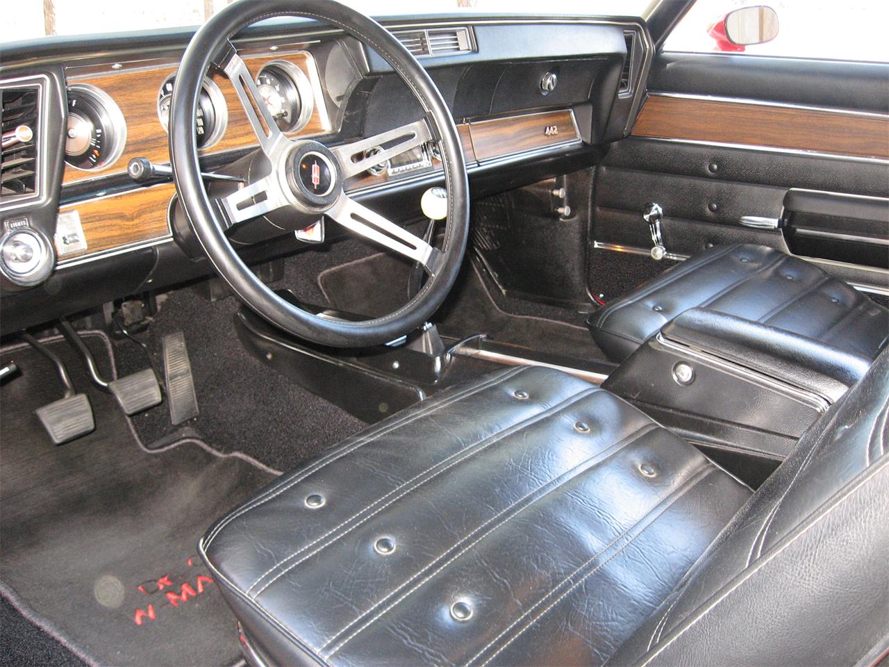 Oldsmobile-442-w-30-1971-Matador-Red-Black-14