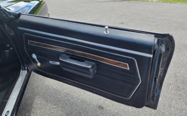 Oldsmobile-442-w-30-1972-Black-Black-14