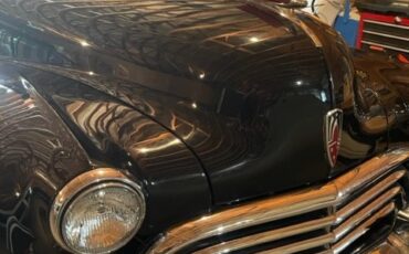 Oldsmobile-66-1947-Sedan-1