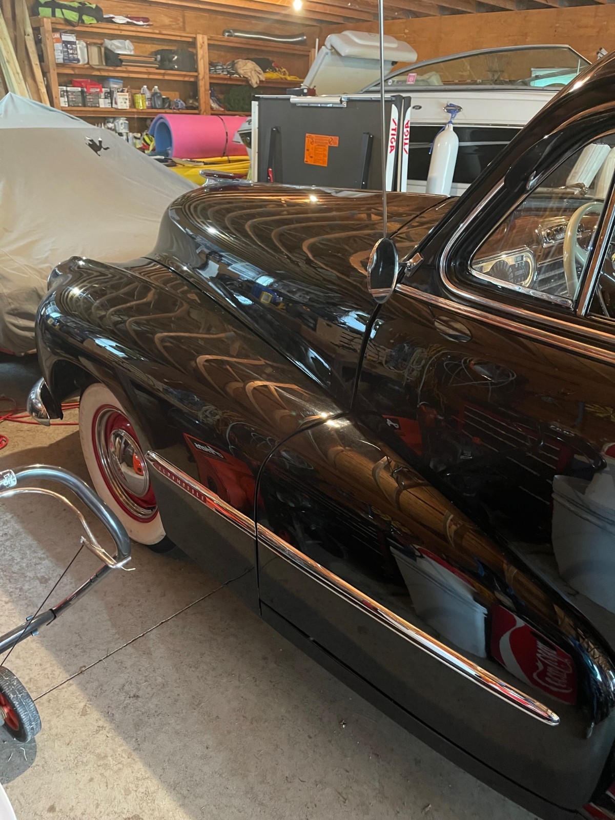Oldsmobile-66-1947-Sedan-14