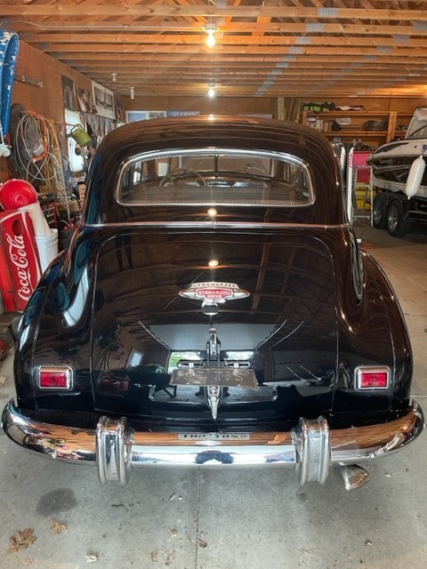 Oldsmobile-66-1947-Sedan-2