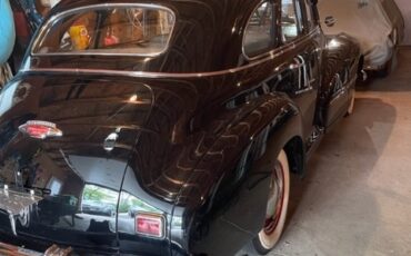 Oldsmobile-66-1947-Sedan-3