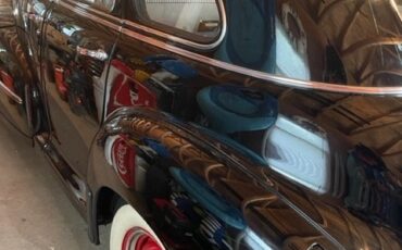 Oldsmobile-66-1947-Sedan-4