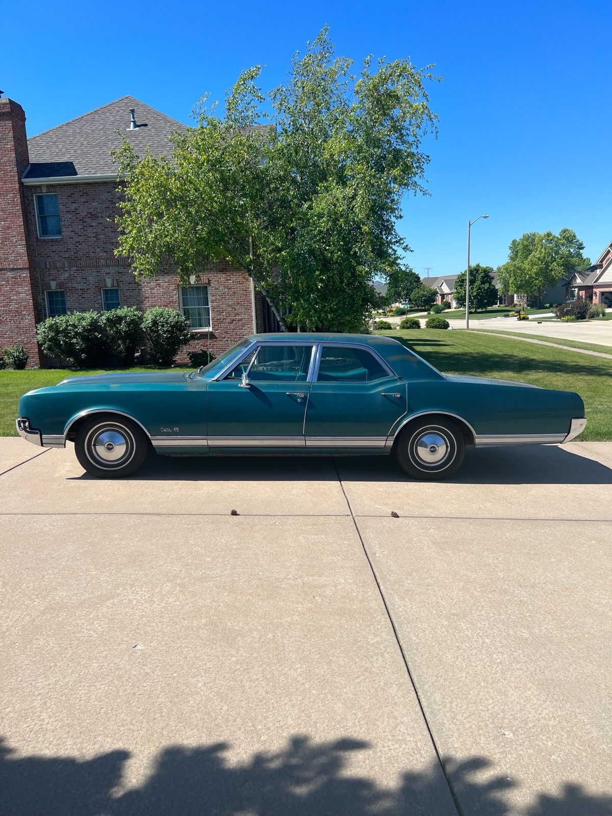 Oldsmobile-66-1966-1