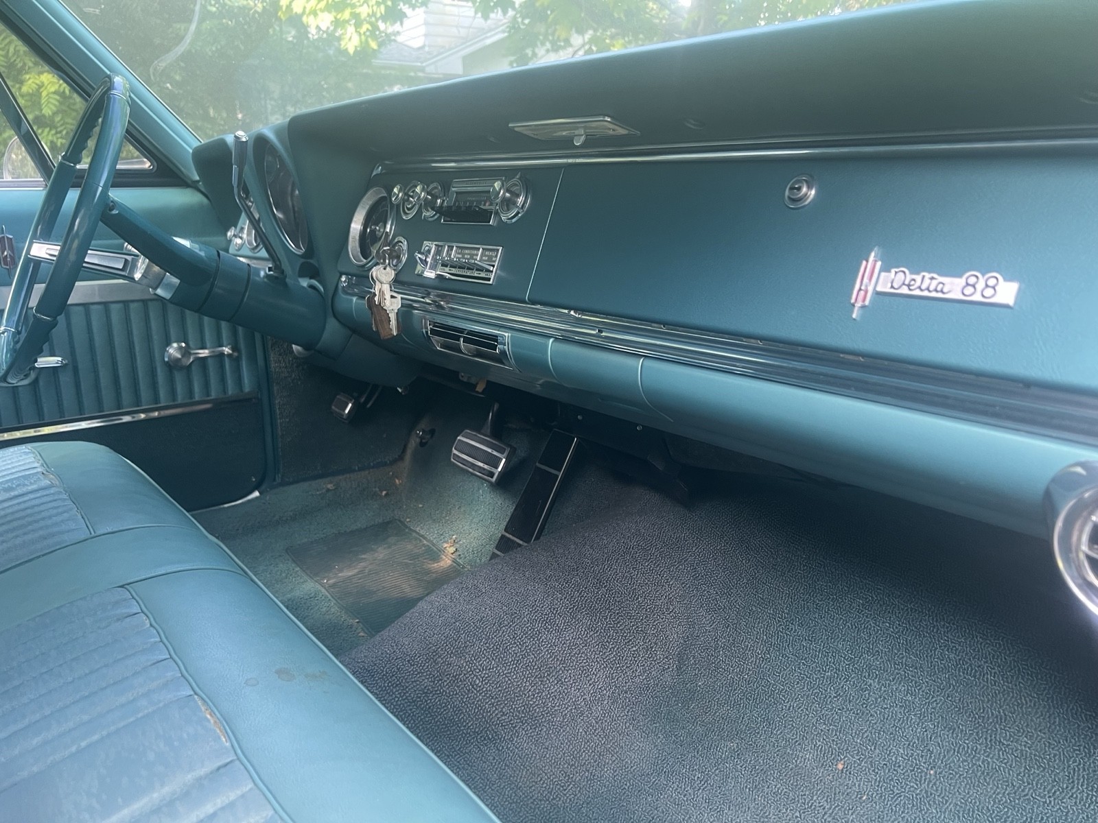 Oldsmobile-66-1966-12