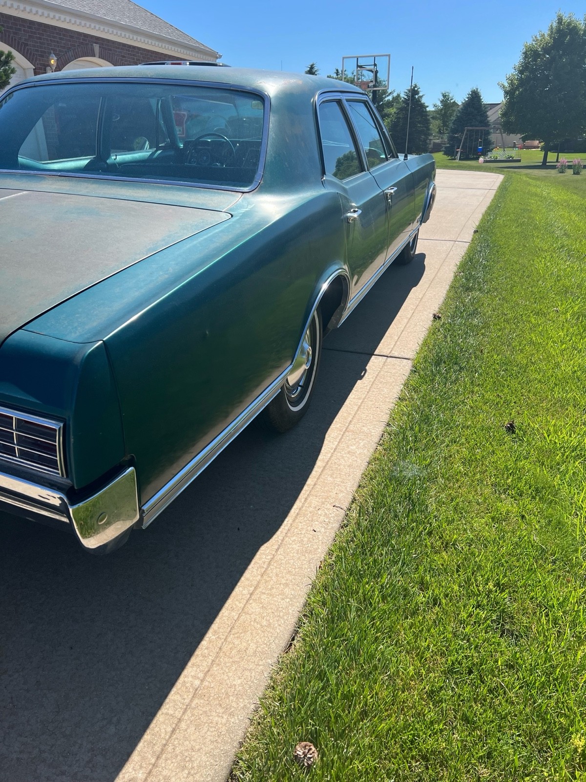 Oldsmobile-66-1966-3