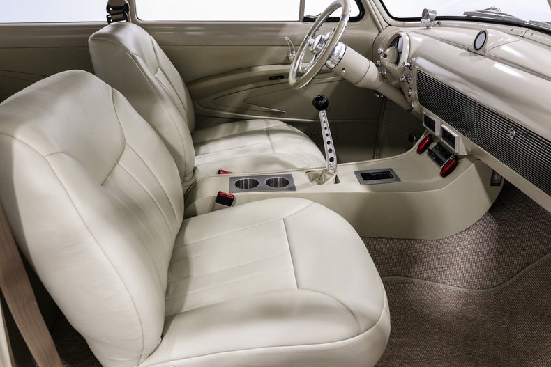 Oldsmobile-88-1951-Maroon-Maroon-19