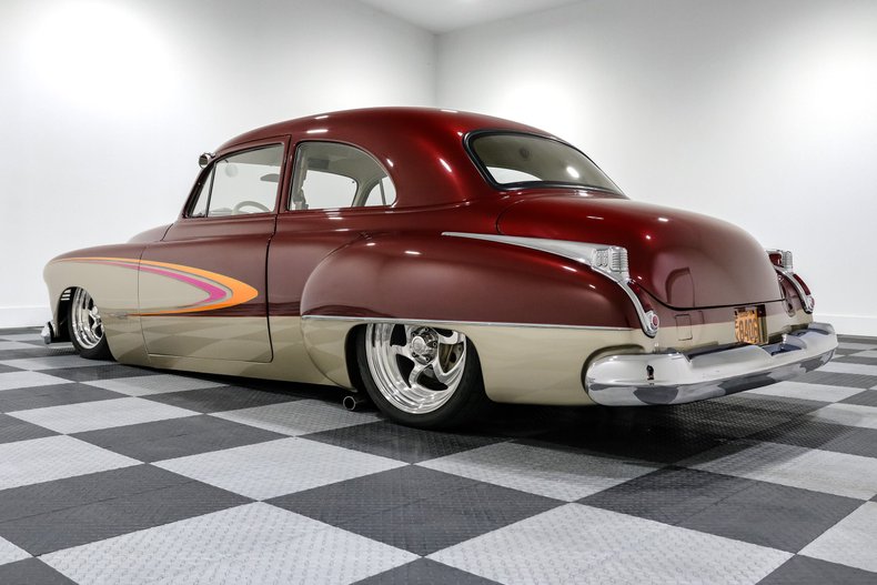 Oldsmobile-88-1951-Maroon-Maroon-5