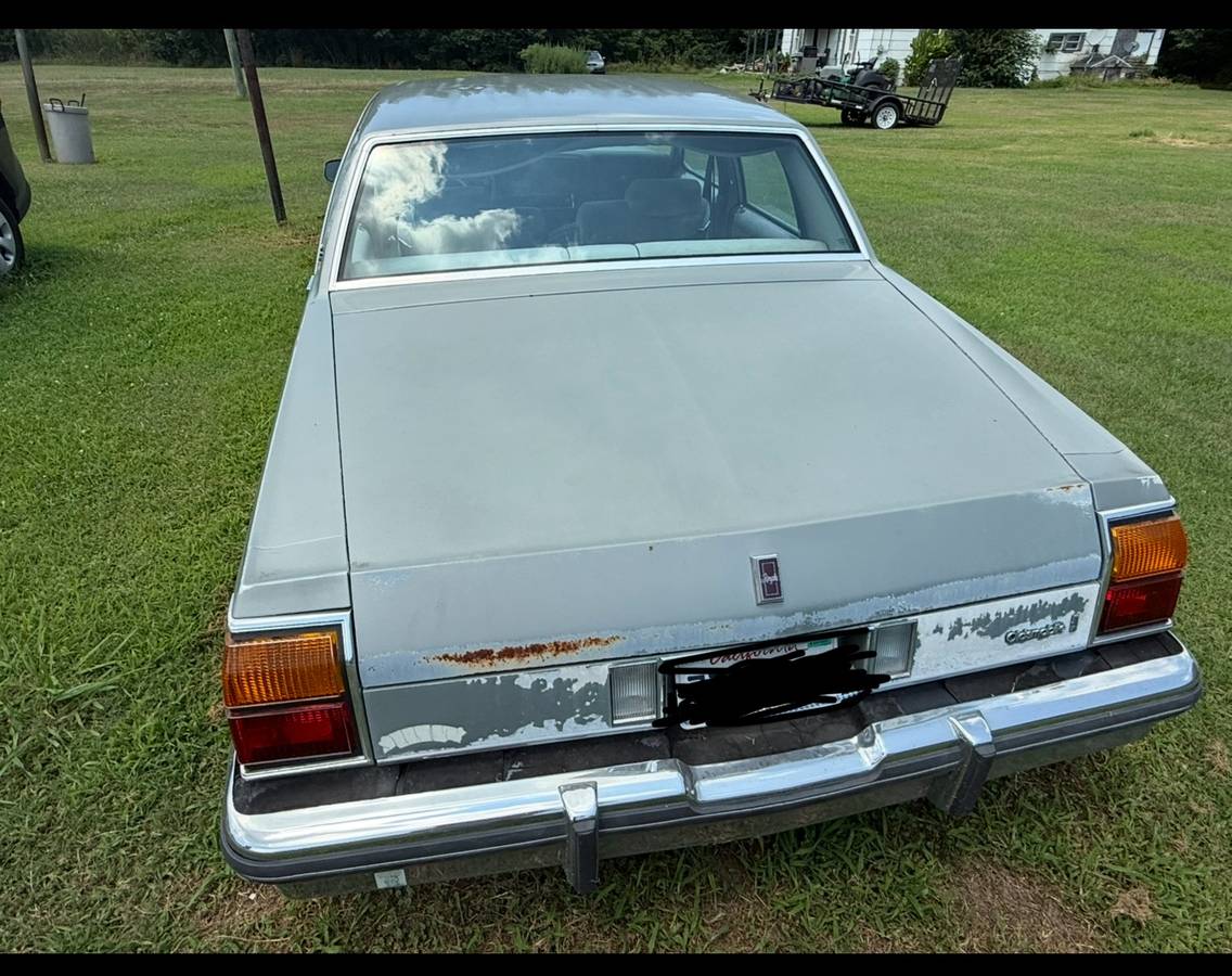 Oldsmobile-88-1984-1