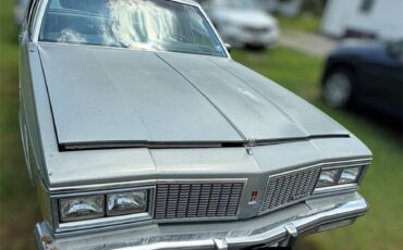 Oldsmobile-88-1984