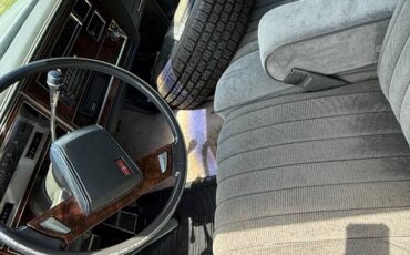 Oldsmobile-88-1984-4