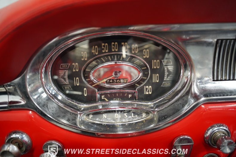 Oldsmobile-98-1956-Red-Gray-11
