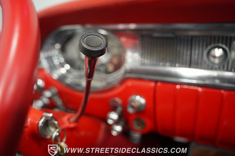 Oldsmobile-98-1956-Red-Gray-13