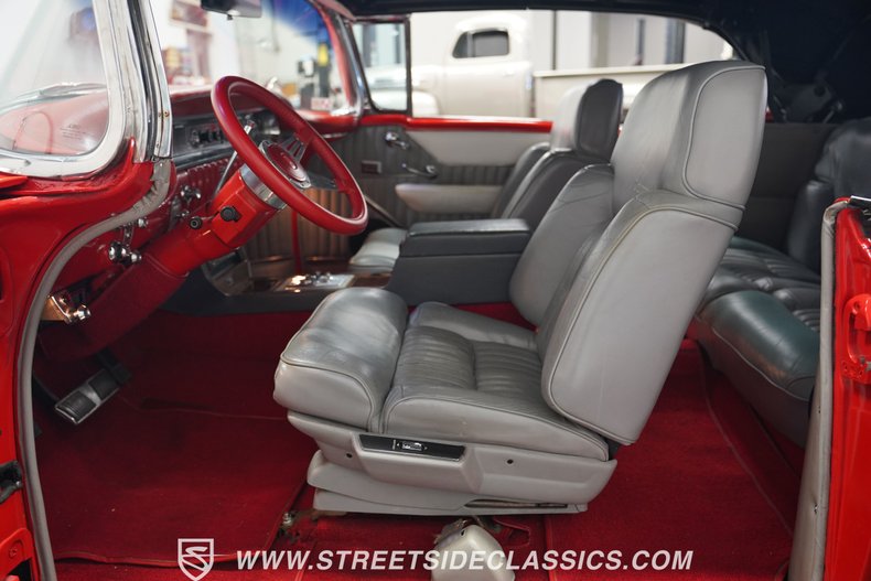 Oldsmobile-98-1956-Red-Gray-23