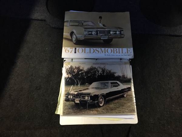 Oldsmobile-98-1967-Black-Black-1