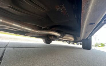 Oldsmobile-98-1982-Silvergray-Blue-Velour-9