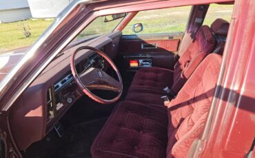 Oldsmobile-98-regency-1981-Burgundy-Burgundy-1
