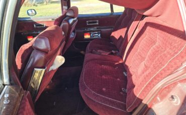 Oldsmobile-98-regency-1981-Burgundy-Burgundy