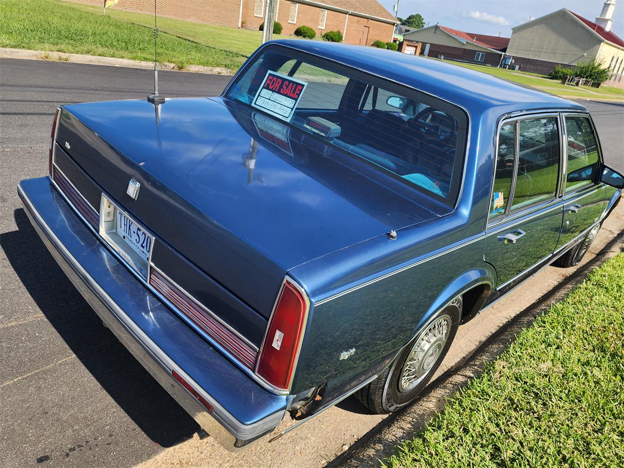 Oldsmobile-98-regency-brougham-1989-Blue-Blue-2