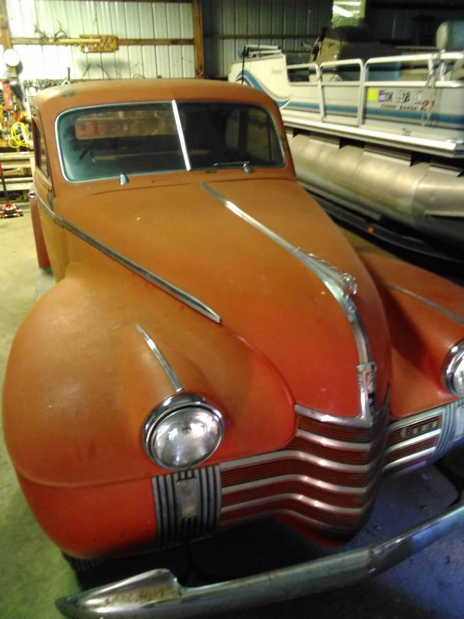 Oldsmobile-Business-coupe-1940-1