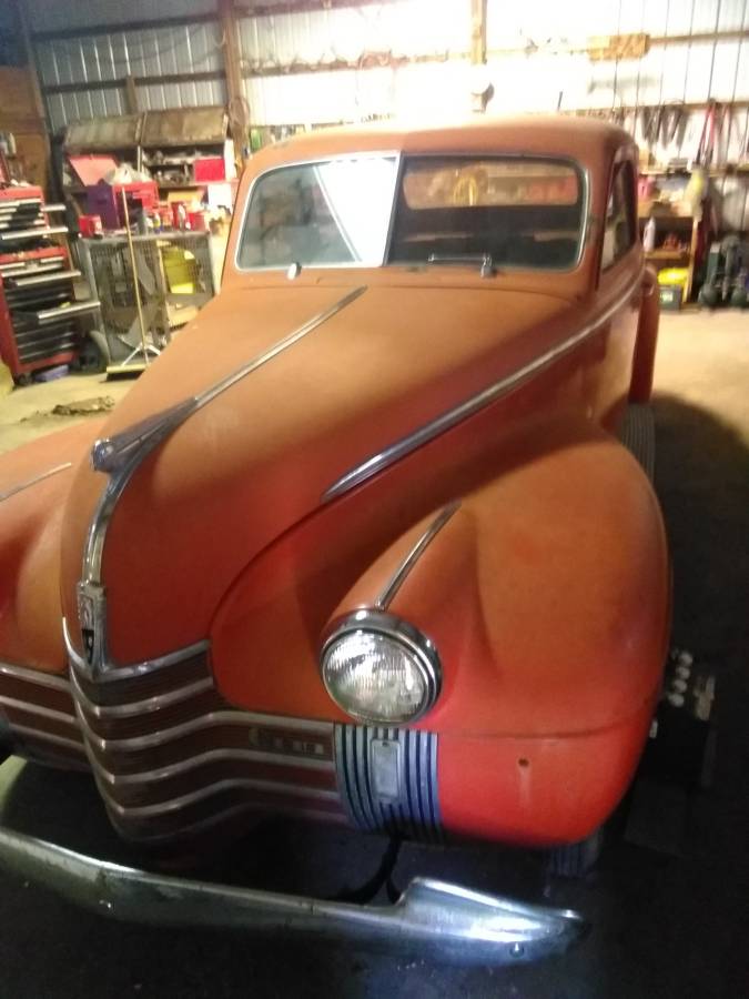 Oldsmobile-Business-coupe-1940-2