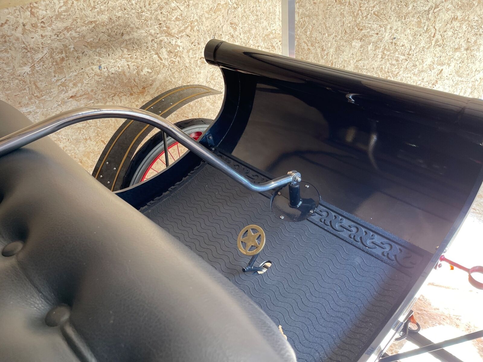 Oldsmobile-Curved-Dash-1901-13