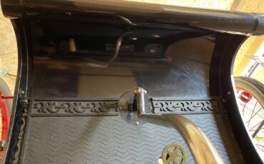 Oldsmobile-Curved-Dash-1901-33