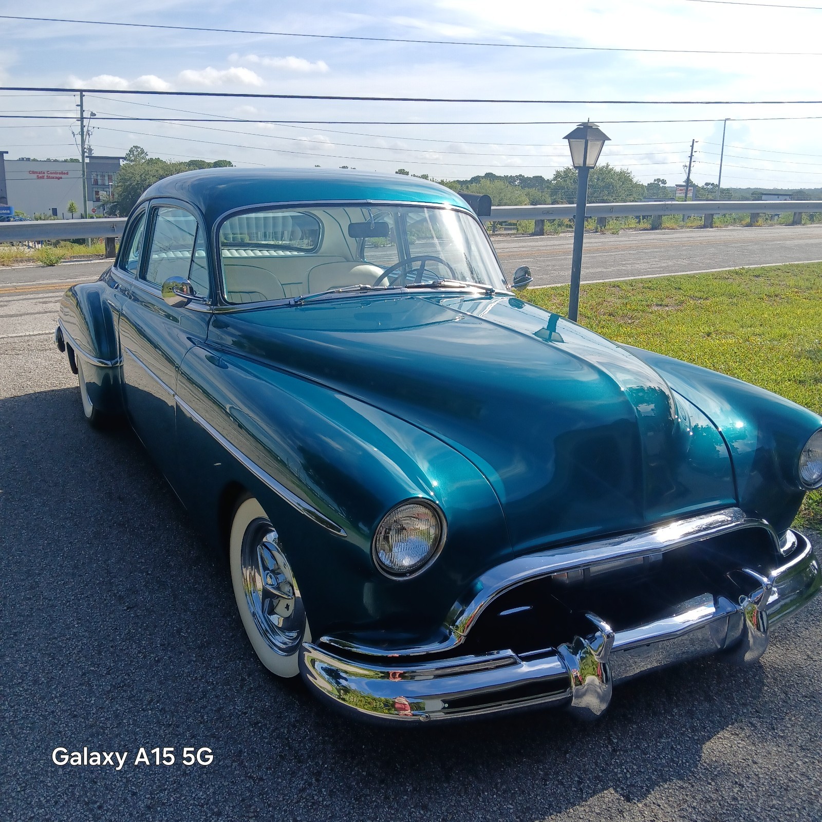 Oldsmobile-Custom-1950-Coupe-2