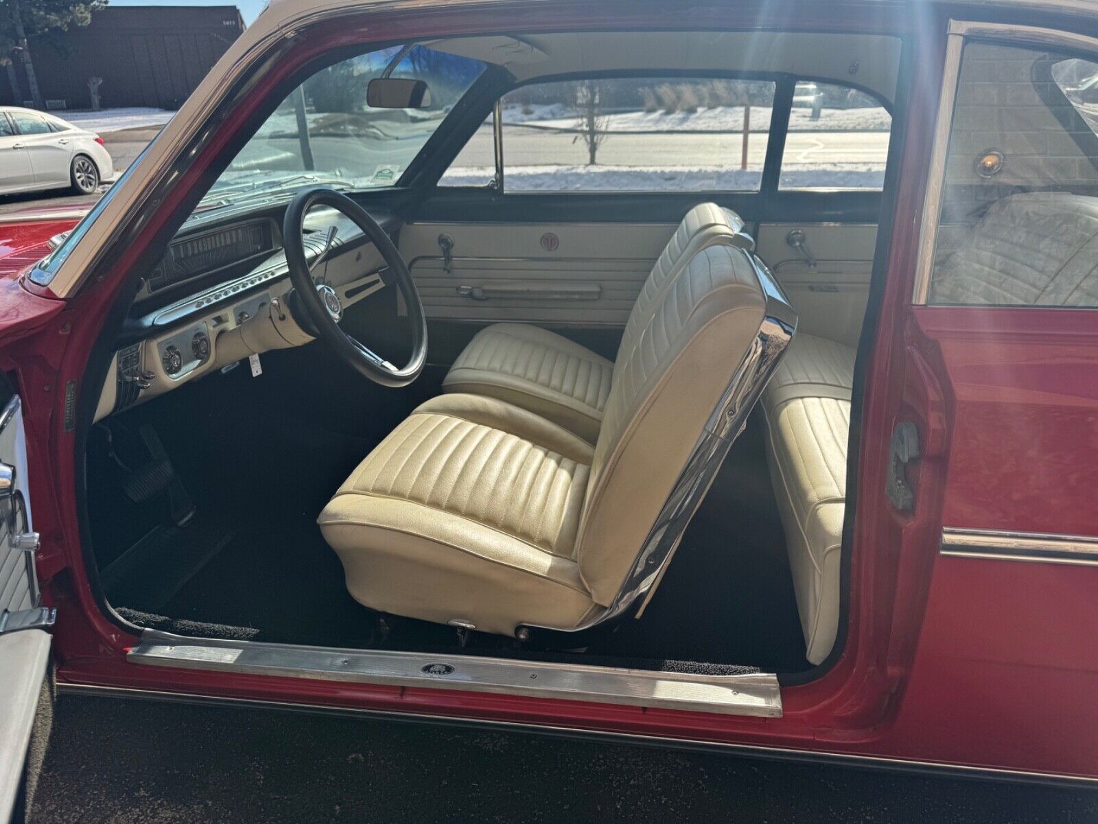 Oldsmobile-Cutlass-1963-Coupe-25