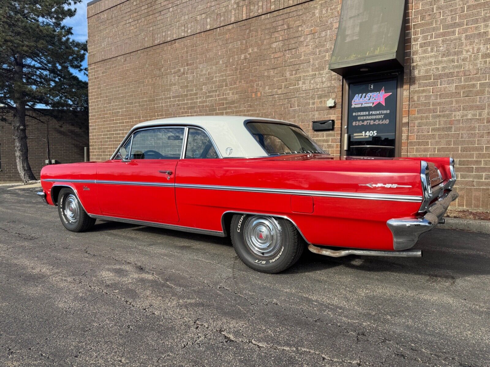 Oldsmobile-Cutlass-1963-Coupe-3