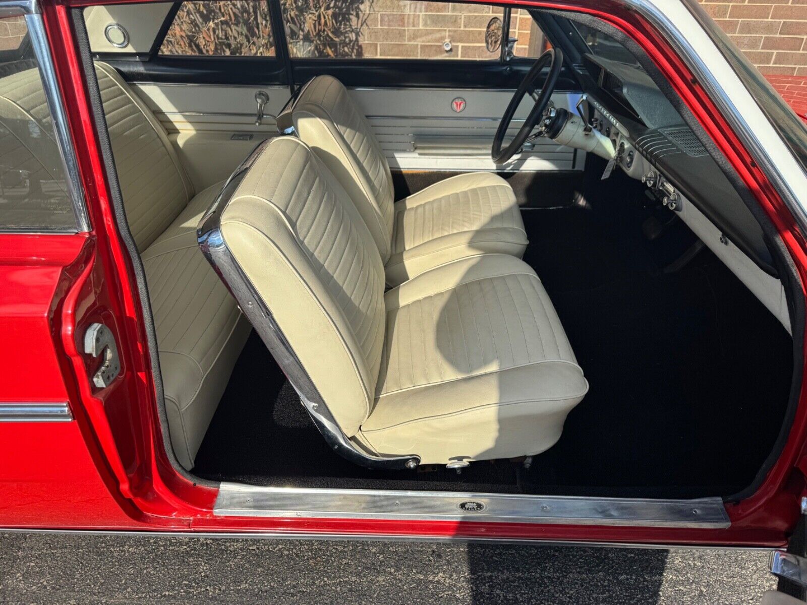 Oldsmobile-Cutlass-1963-Coupe-31