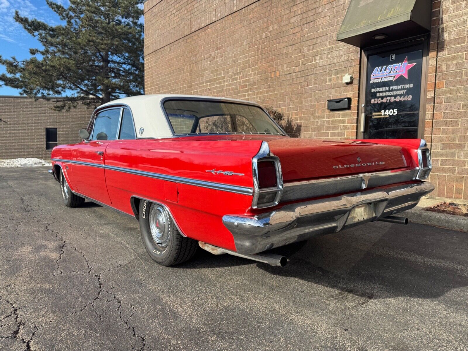 Oldsmobile-Cutlass-1963-Coupe-4